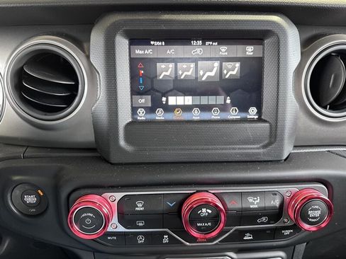 Used 2023 Jeep Wrangler Sport image 18