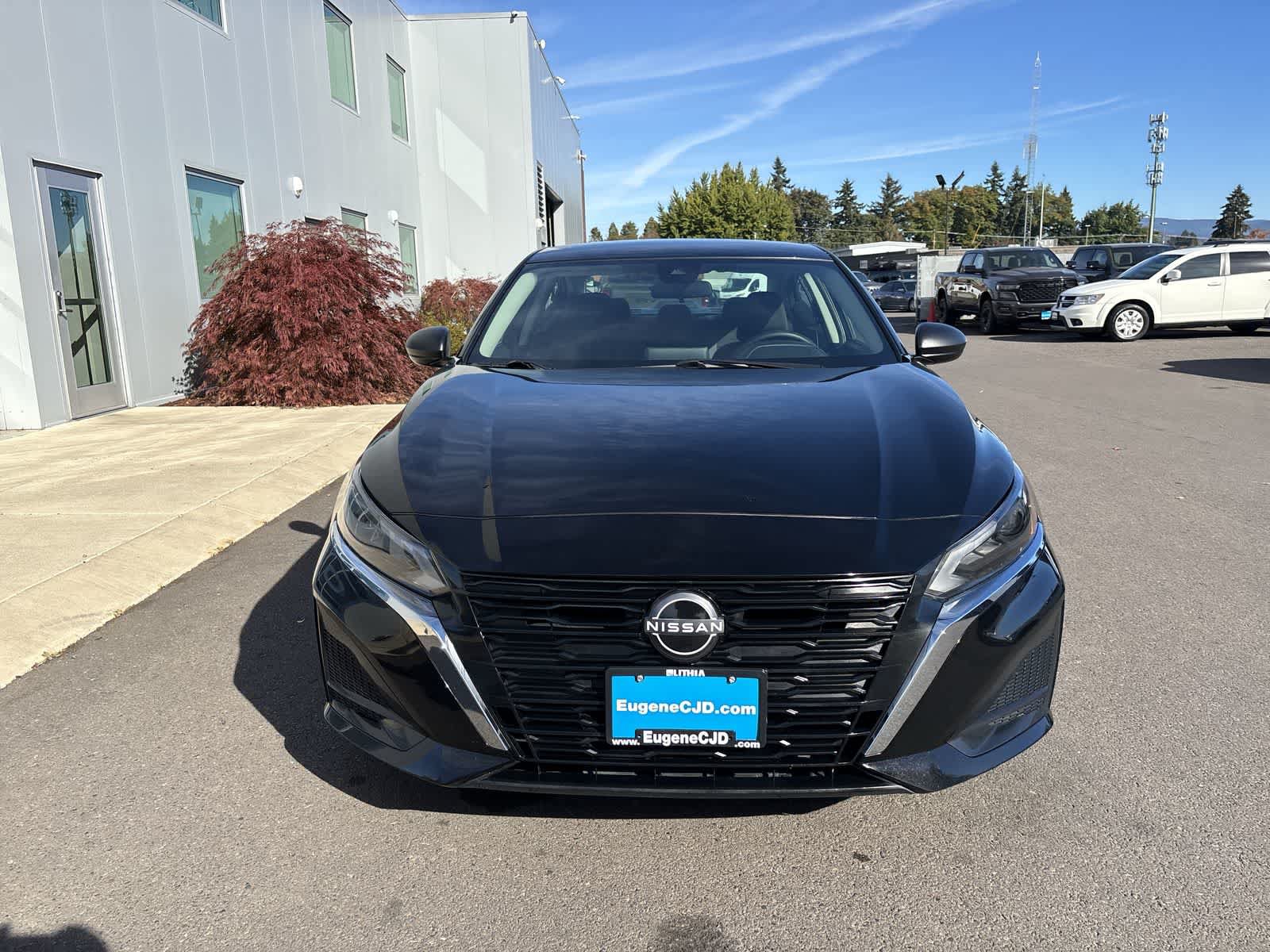 Used 2024 Nissan Altima 2.5 SV FWD image 7