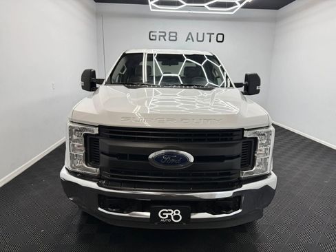 Used 2019 Ford F250 XL w/ Power Equipment Group RWD image 2