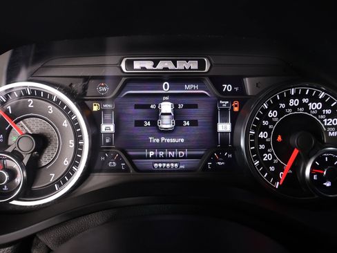 Used 2022 RAM 1500 Lone Star image 4