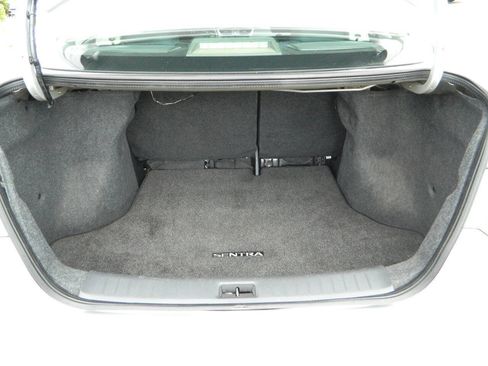 Used 2019 Nissan Sentra SV image 10