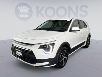 Used 2024 Kia Niro LX