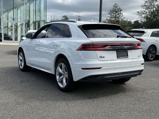 Certified 2023 Audi Q8 Premium w/ Convenience Package AWD/4WD image 4