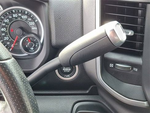 Used 2022 RAM 3500 Big Horn image 14