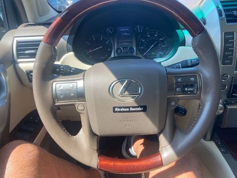 Used 2011 Lexus GX 460 w/ Convenience Pkg AWD/4WD image 20