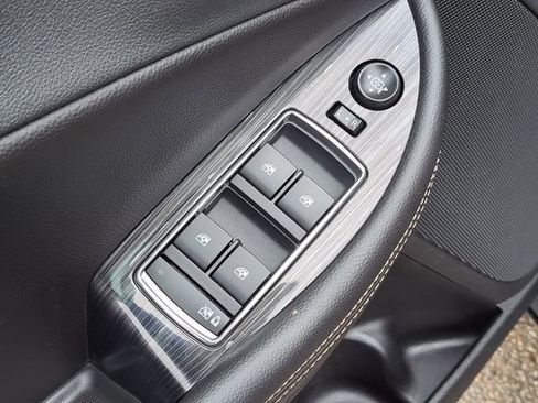 Used 2020 Chevrolet Impala LT w/ LT Convenience Package image 21