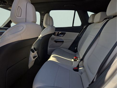 New 2026 Mercedes-Benz GLC 300 image 12