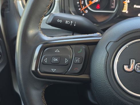 Used 2024 Jeep Gladiator Sport AWD/4WD image 20