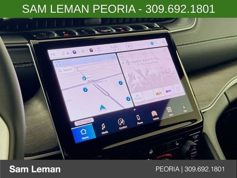 New 2025 Jeep Grand Cherokee Limited w/ Black Appearance Package image 15