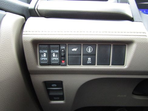 Used 2021 Honda Odyssey EX-L image 27