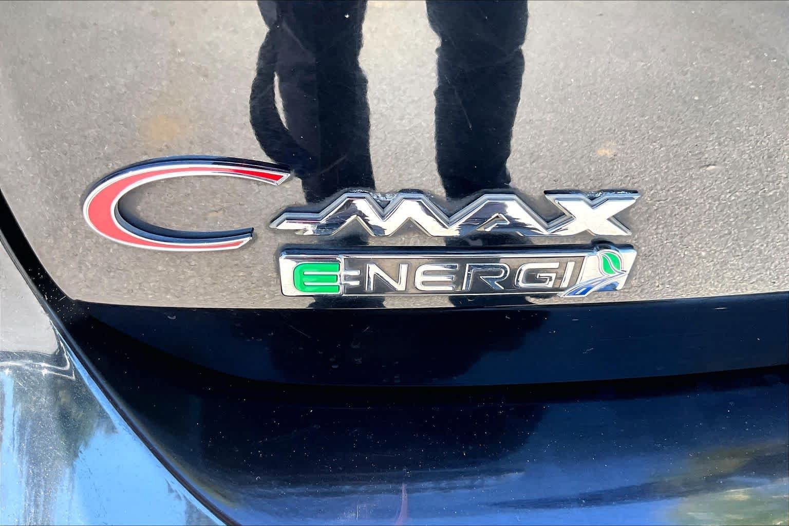 Used 2016 Ford C-MAX Energi SEL w/ Equipment Group 303A FWD image 10