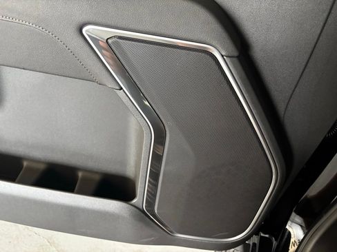 New 2025 Chevrolet Silverado 1500 LT w/ Z71 Off-Road Package image 11