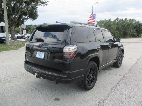 Used 2019 Toyota 4Runner Limited AWD/4WD image 7
