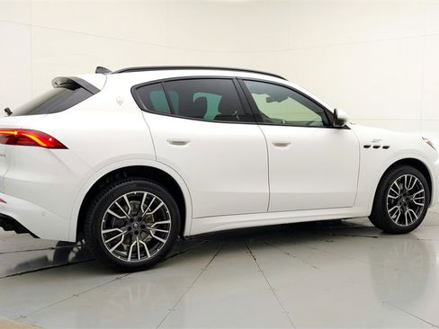 Used 2024 Maserati Grecale GT image 10