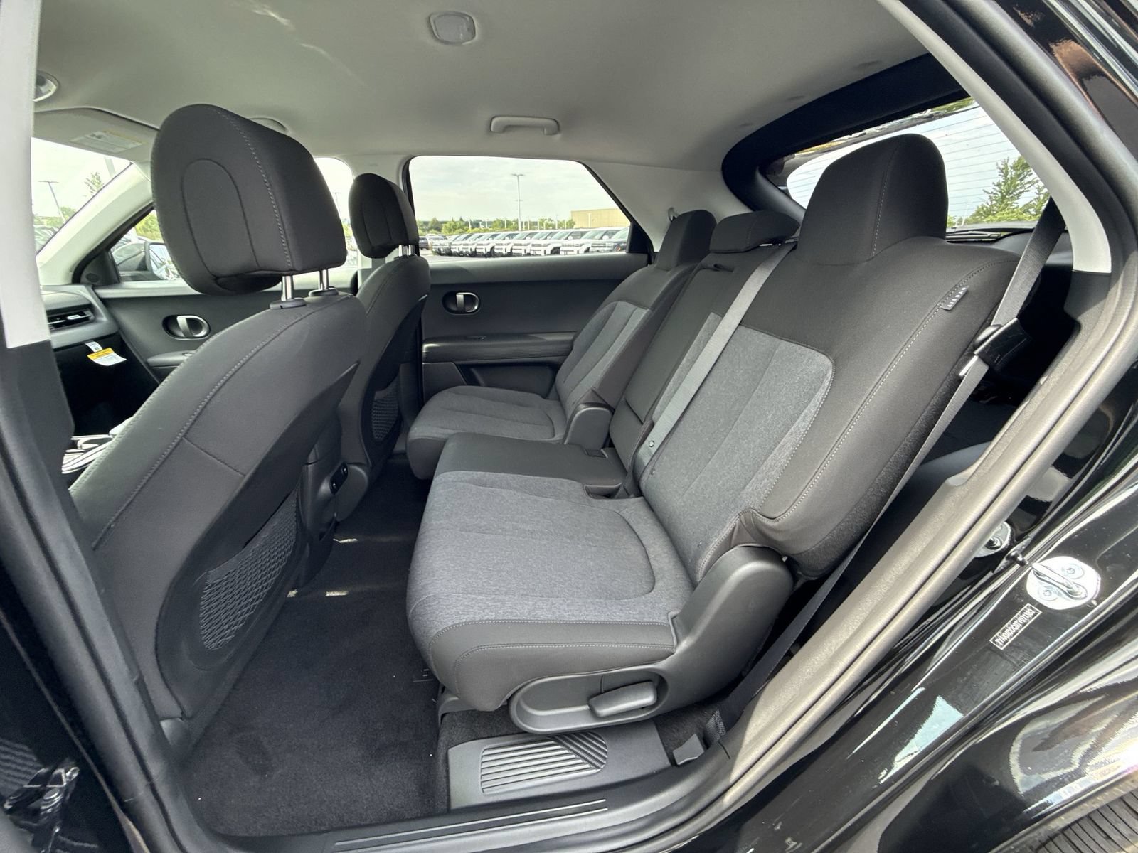 New 2026 Hyundai Ioniq 5 SE AWD/4WD image 23