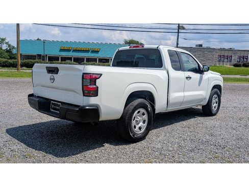 Used 2022 Nissan Frontier S image 7