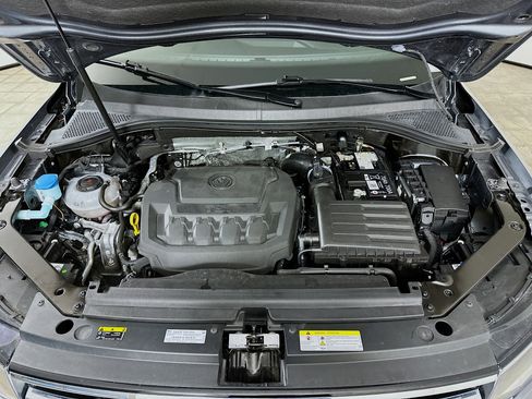 Used 2024 Volkswagen Tiguan S image 32