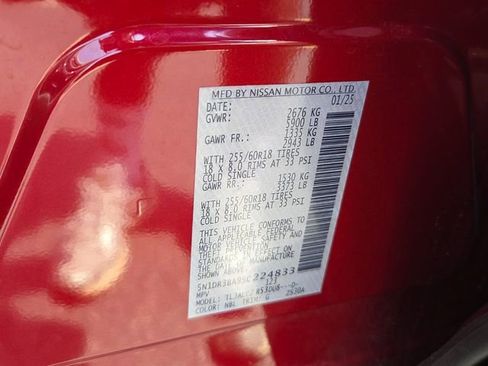 Used 2025 Nissan Pathfinder SV FWD image 6