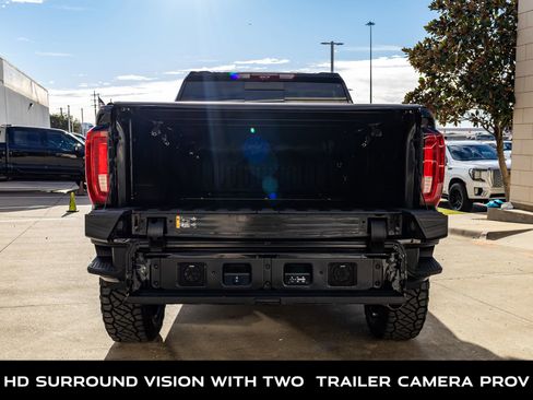 Used 2023 GMC Sierra 2500 Denali w/ Denali Black Diamond Edition image 8