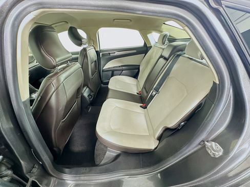 Used 2019 Ford Fusion SE w/ Equipment Group 151A image 26