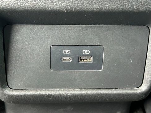 Used 2023 Nissan Rogue SV FWD image 50