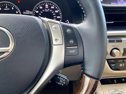 Used 2013 Lexus ES 350 w/ Premium Pkg image 11