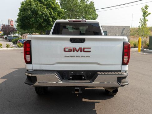 Used 2024 GMC Sierra 2500 Pro w/ Convenience Package AWD/4WD image 6