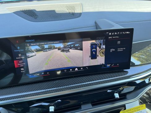 New 2026 BMW X7 M60i image 16