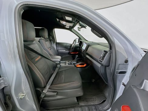 Used 2023 Nissan Frontier PRO-4X w/ Technology Package AWD/4WD image 32