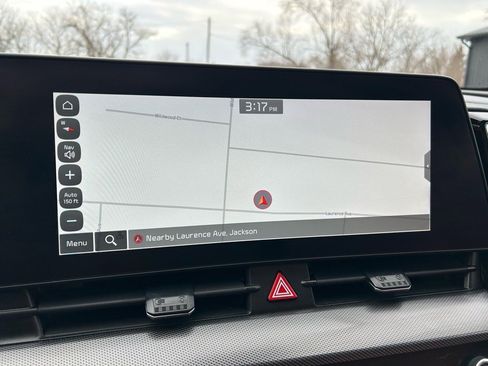 Used 2023 Kia Sportage SX image 28