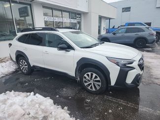 Used 2025 Subaru Outback Premium video 1