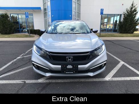 Used 2019 Honda Civic EX image 2