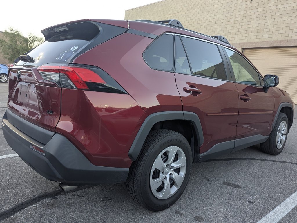 Certified 2020 Toyota RAV4 LE w/ Carpet Mat Package FWD image 4