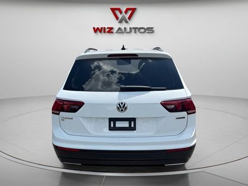 Used 2019 Volkswagen Tiguan SE w/ Panoramic Sunroof Package AWD/4WD image 4