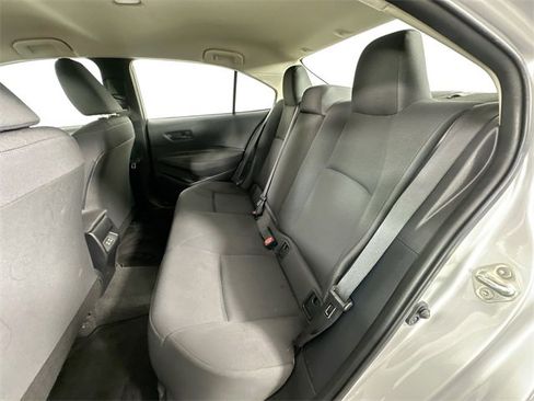 Used 2023 Toyota Corolla LE image 23
