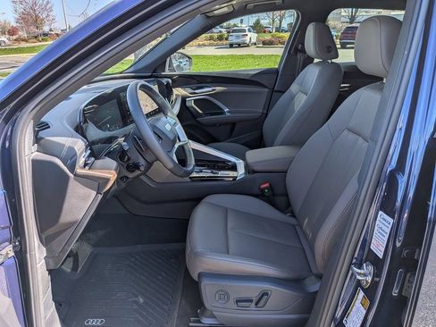 Certified 2025 Audi Q5 Premium w/ Convenience Package AWD/4WD image 21