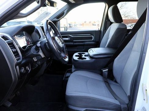 Used 2024 RAM 2500 Big Horn image 30