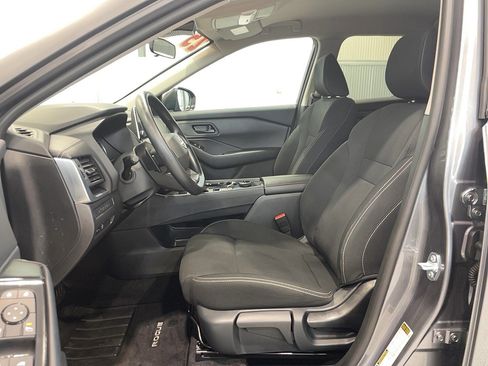 Used 2025 Nissan Rogue S AWD/4WD image 12