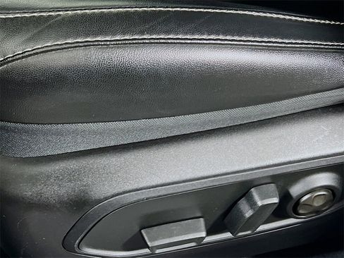 Used 2023 Jeep Grand Cherokee Limited image 19