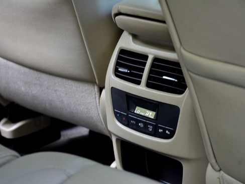 Used 2014 Acura MDX w/ Technology Package AWD/4WD image 13