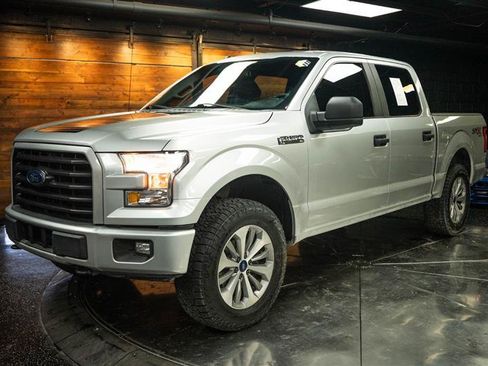 Used 2017 Ford F150 XL w/ Equipment Group 101A Mid AWD/4WD image 2