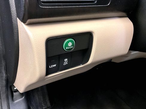 Used 2015 Honda Accord EX-L image 32