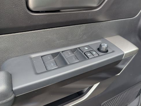 New 2026 Toyota Tundra SR5 image 10