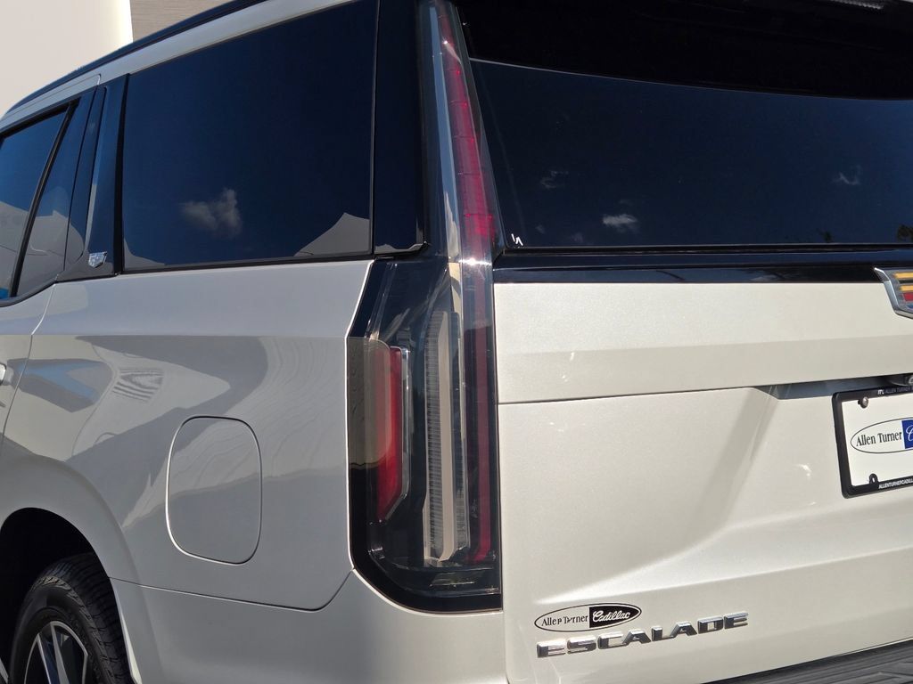 Used 2021 Cadillac Escalade Sport w/ Driver Assist Tech Package RWD image 15