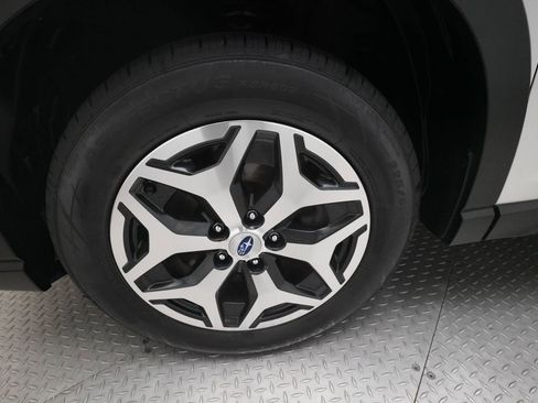 Used 2024 Subaru Forester Premium AWD/4WD image 27