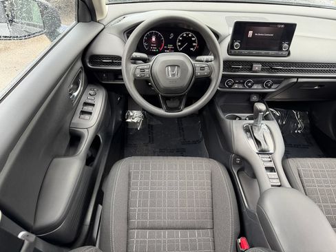 Certified 2025 Honda HR-V LX image 14