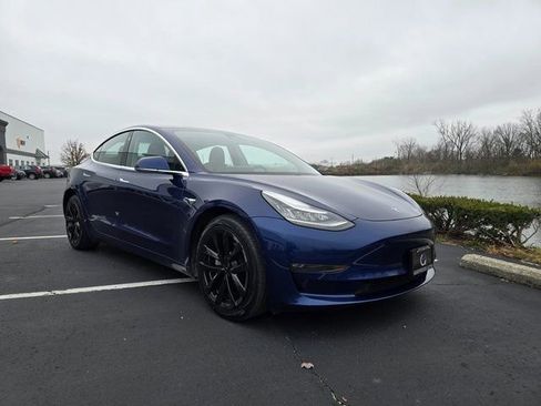 Used 2018 Tesla Model 3 Long Range image 56