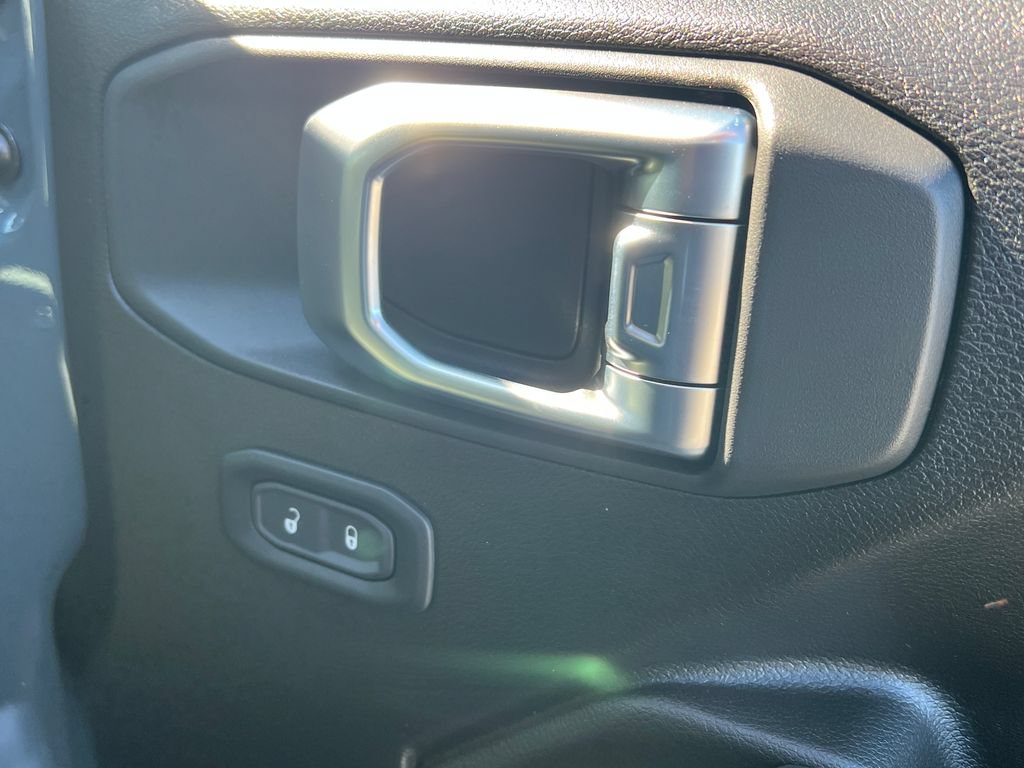 New 2026 Jeep Gladiator Sport AWD/4WD image 15