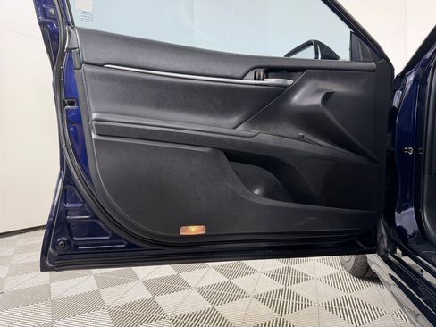 Used 2021 Toyota Camry XSE w/ Carpet Mat Package (TMS) FWD image 22