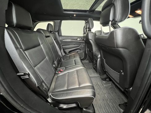 Used 2021 Jeep Grand Cherokee Overland w/ Protech Group image 8